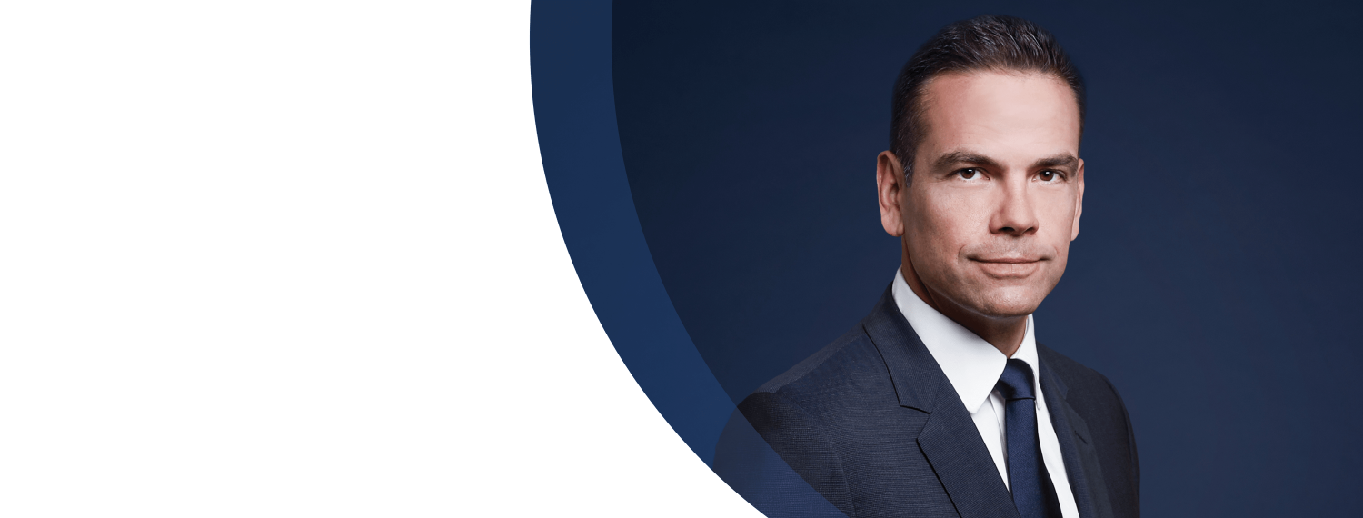 Lachlan Murdoch's image
